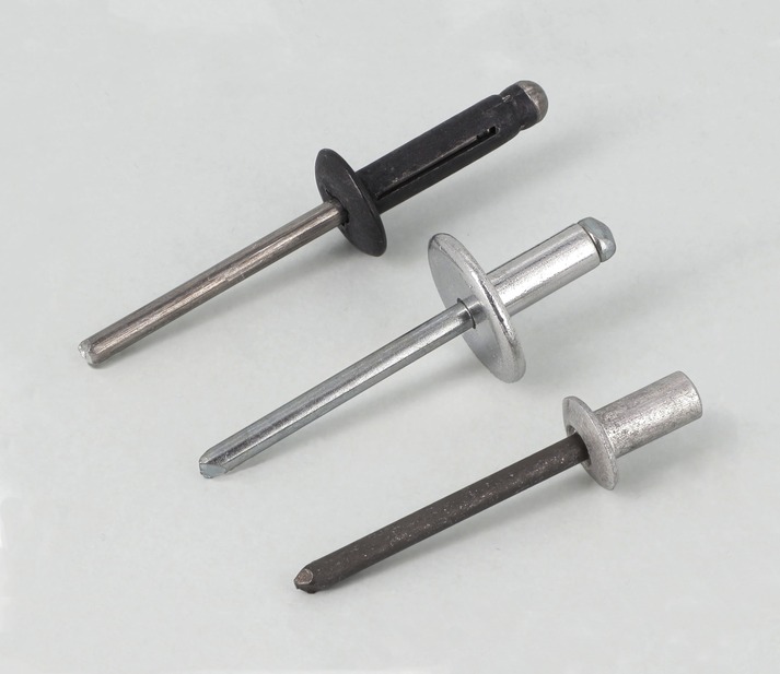 Rivets aluminium
